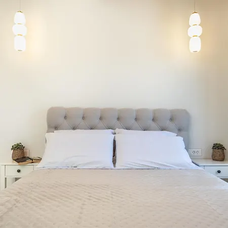 La Du Soleil Villa *