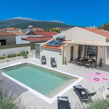 La Du Soleil Villa *